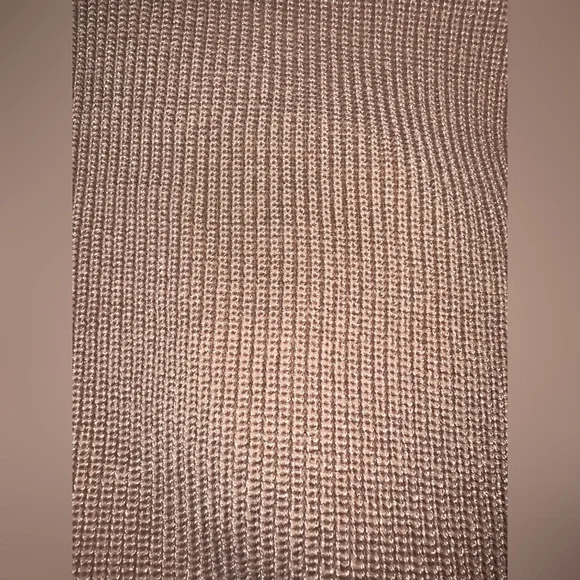 ⭐️Host Pick⭐️ Princess Polly Love More Knit Top Nude Cropped V-Neck NWT - Picture 7 of 9